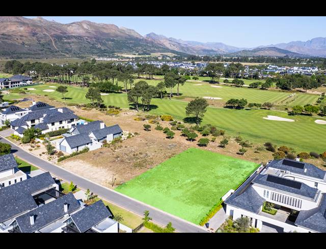 1,299M² VACANT LAND FOR SALE IN PEARL VALLEY GOLF & COUNTRY ESTATE